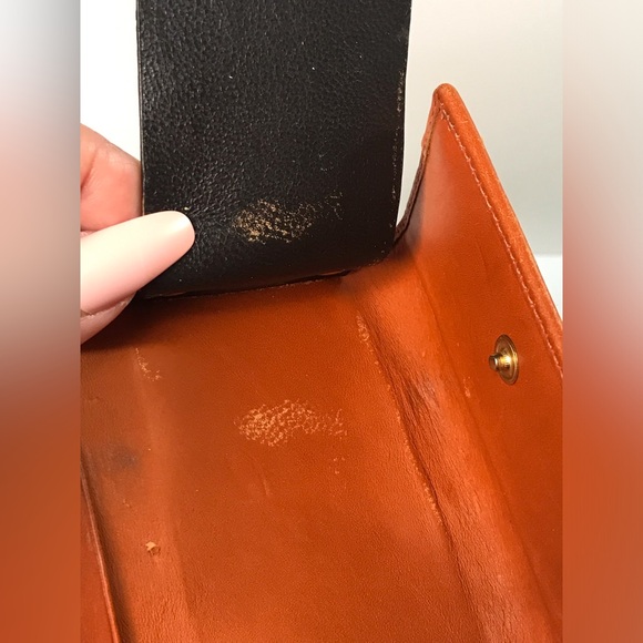 GUCCI Signature 6-Key Holder Card Case ๐งก๐ฅ - Picture 17 of 17